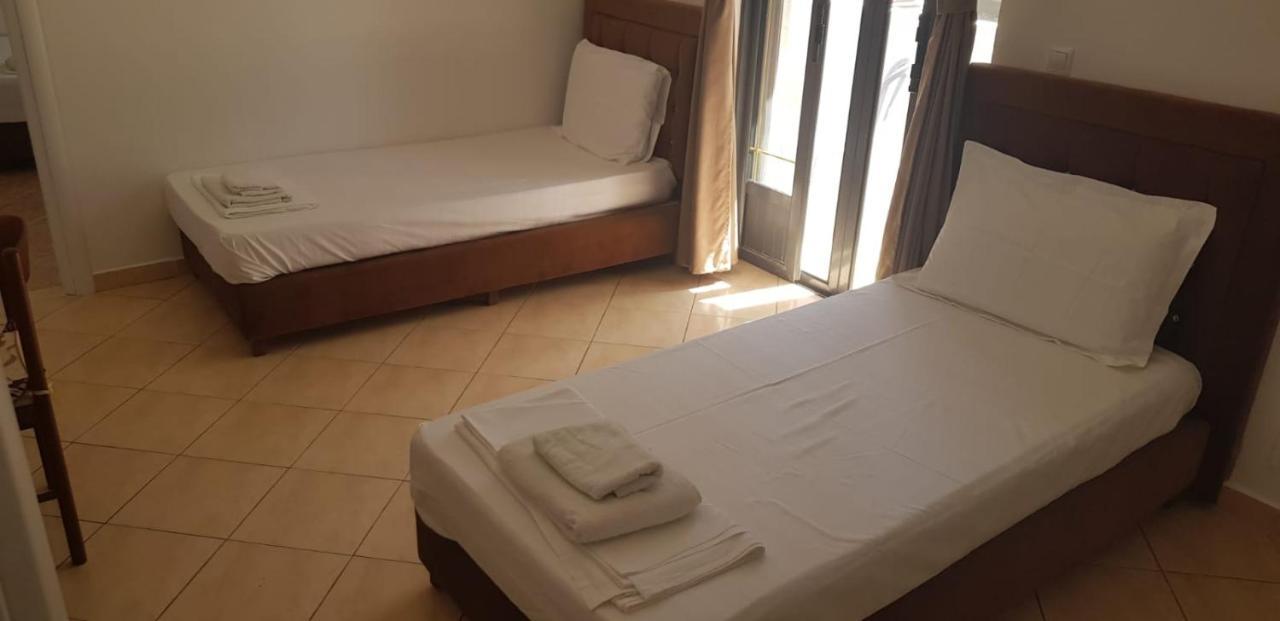 Apartments Villa Dovinefa คซามิล ภายนอก รูปภาพ